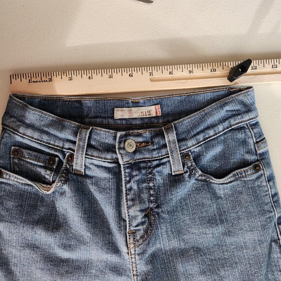Levis 512 Jeans Womens 4 Petite Medium Blue Perfectly Slimming Bootcut Denim - Picture 6 of 15